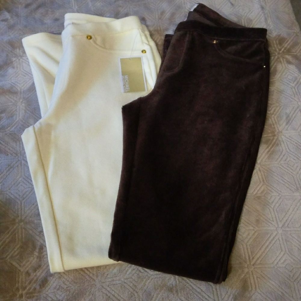 2 pairs of Michael Kors pants size xs. New.